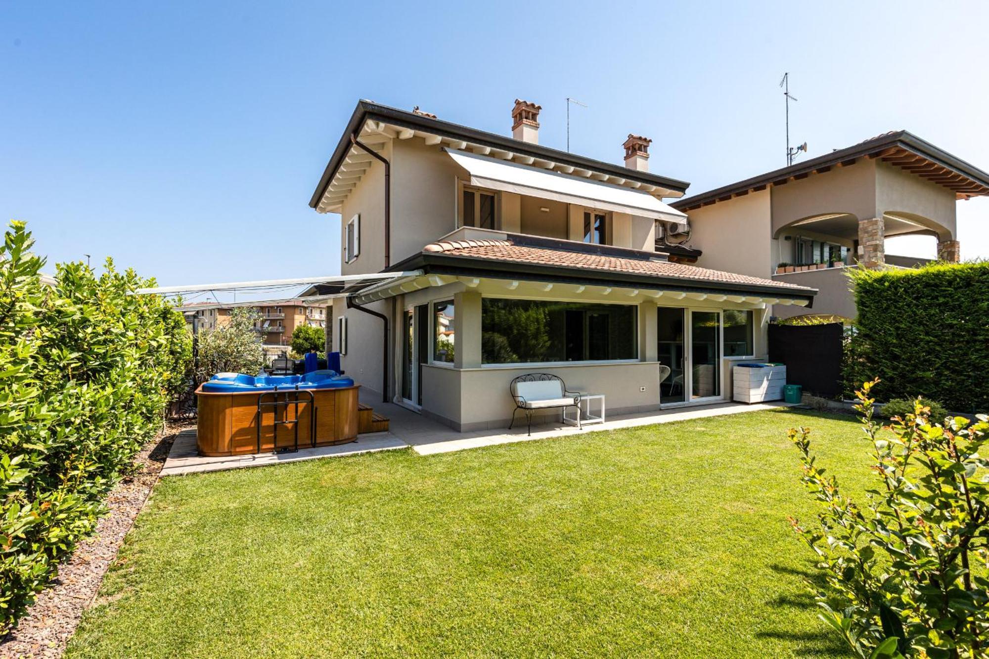 Villa Rita Peschiera del Garda Exterior foto